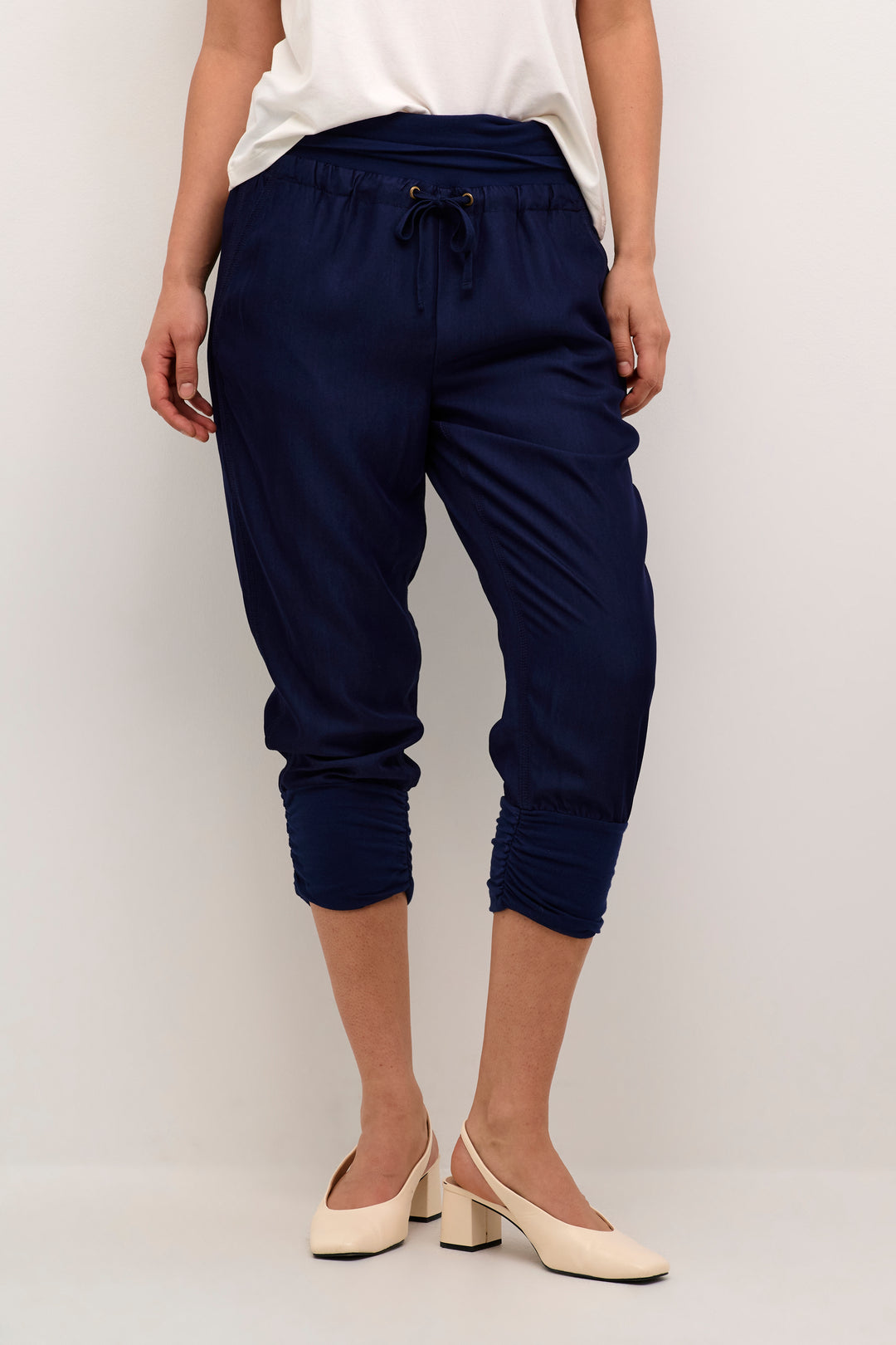 Line Pants