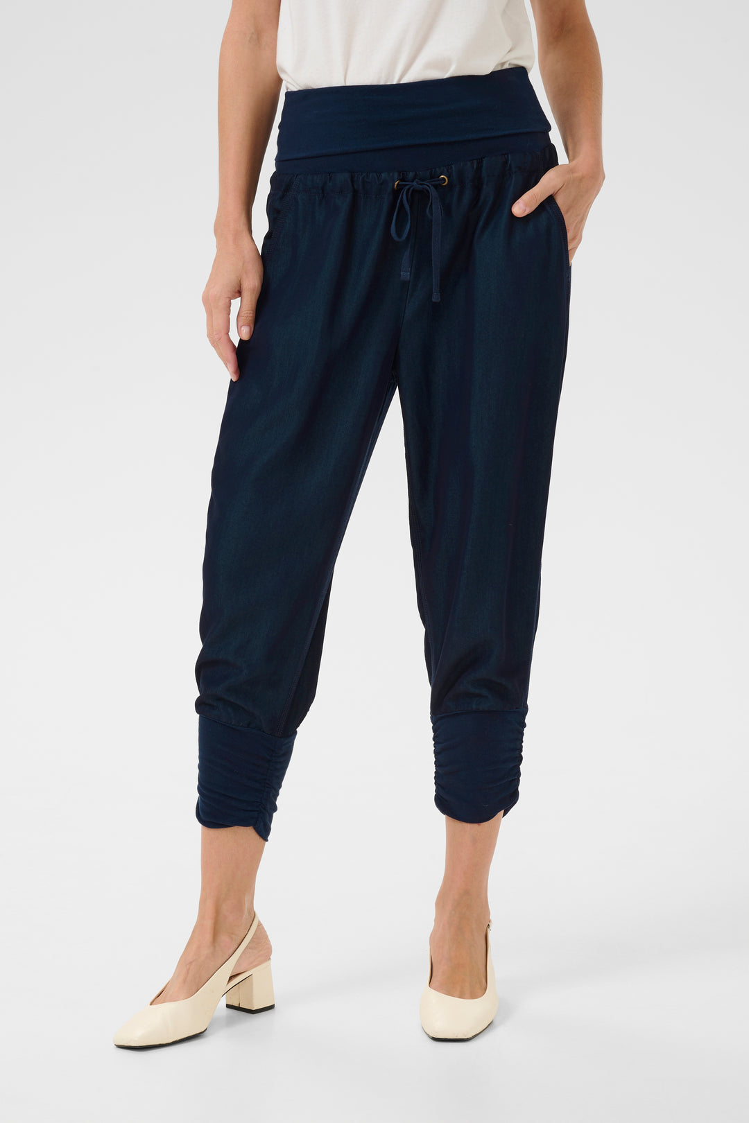 Line Pants