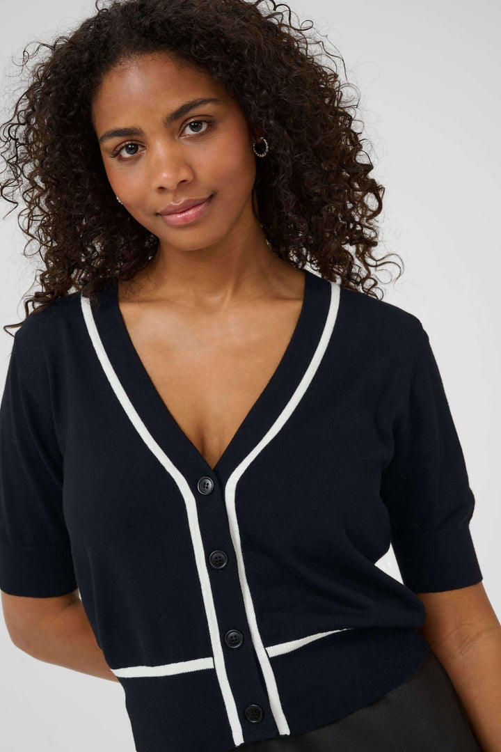 Cardigan Lizza à manches courtes, en tricot doux, avec encolure V et bordures contrastantes, parfait pour la mi-saison.