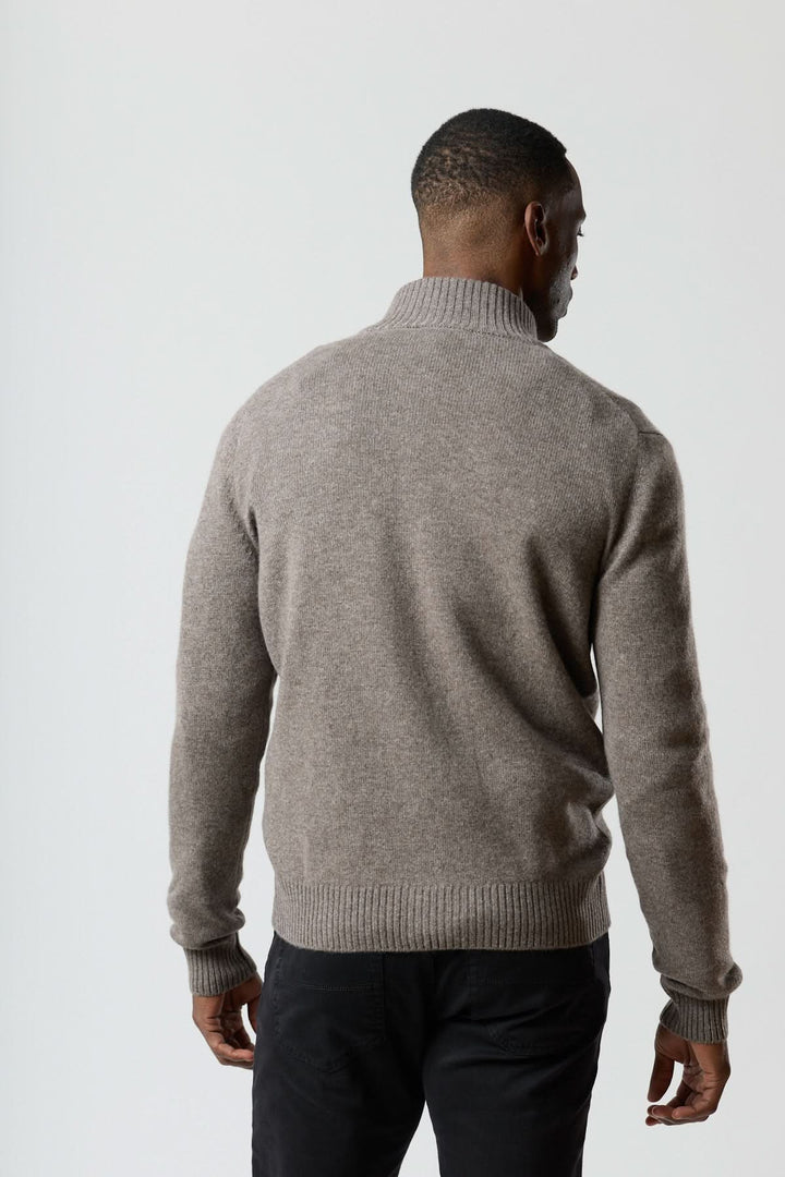 Chandail zippé col montant