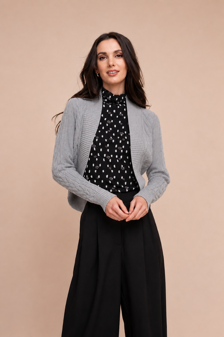 Cardigan court en maille torsadée