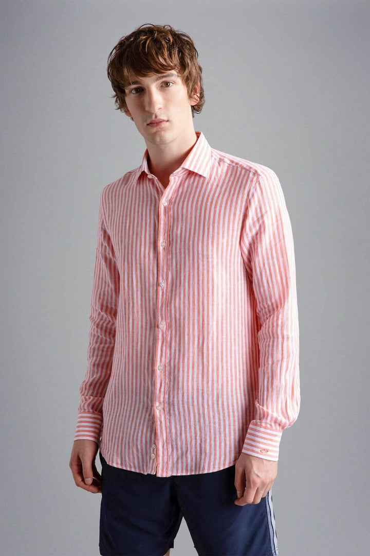 Chemise lignée en lin italien, élégante et légère, pour un look frais et confortable au quotidien.