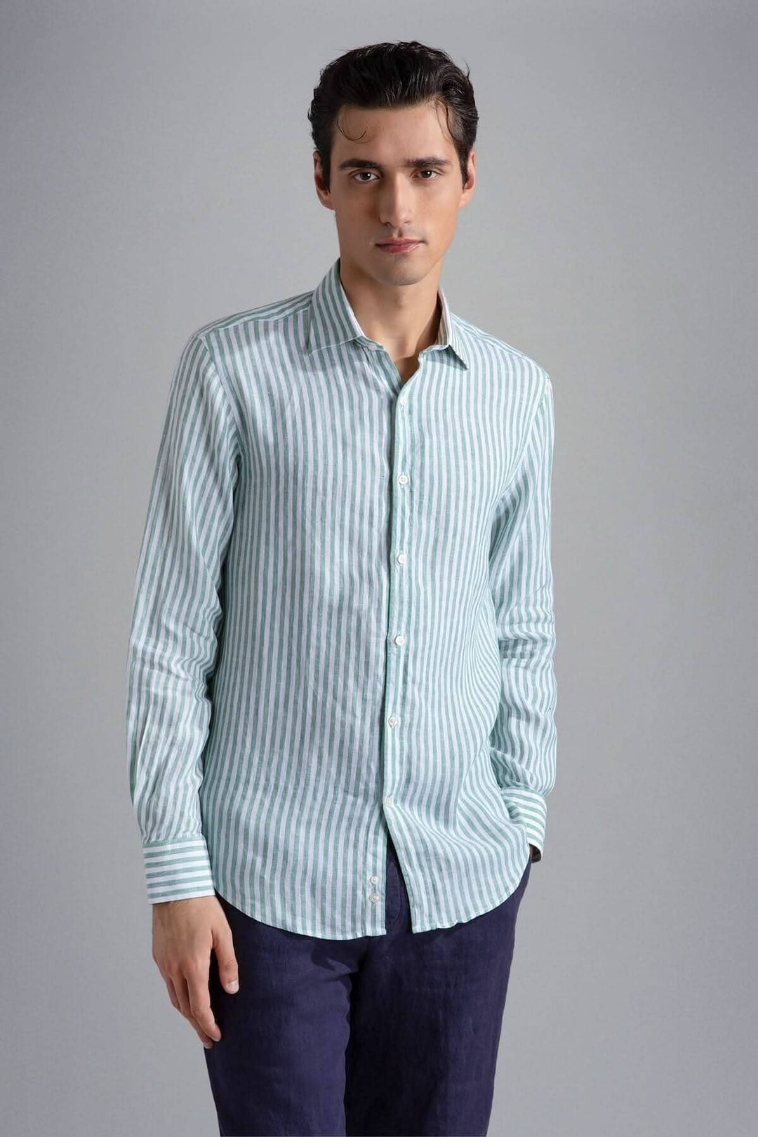 Chemise lignée en lin italien, élégante, légère et confortables pour un style raffiné.