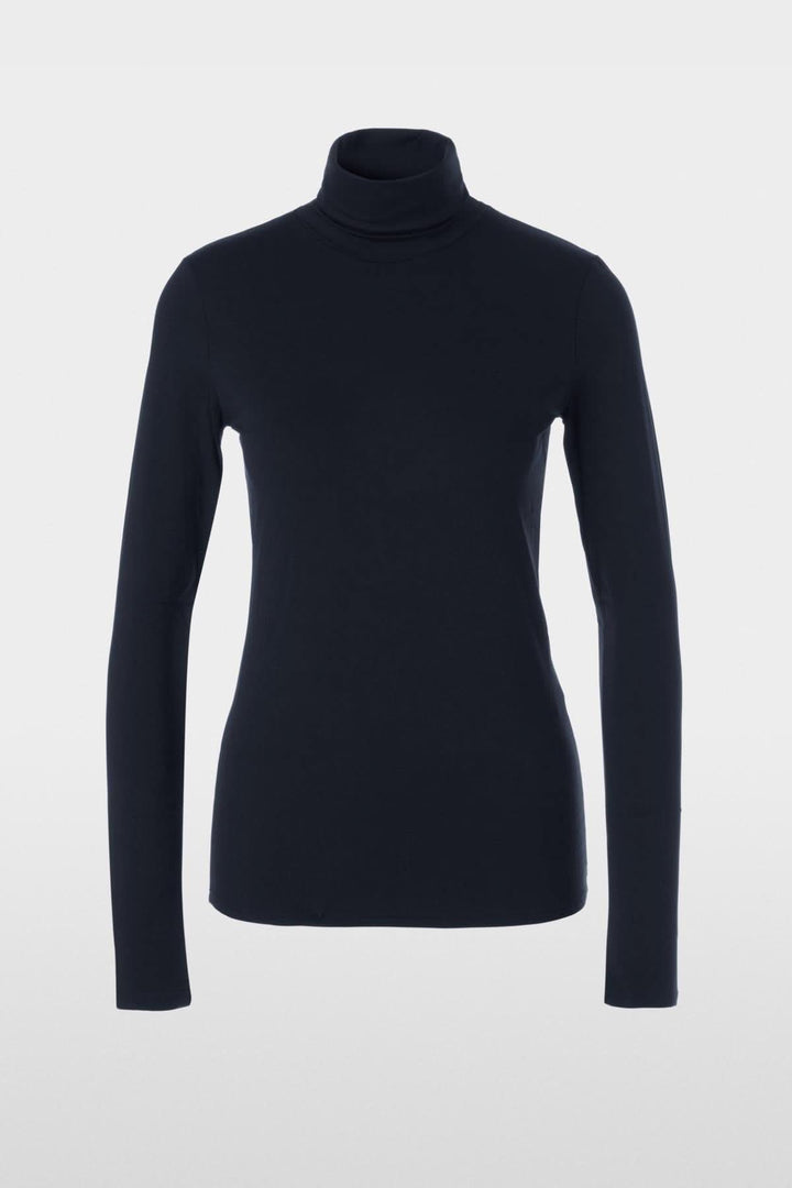 Col roulé mince en tissu extensible doux, coupe légèrement cintrée, parfait pour une élégance discrète.
