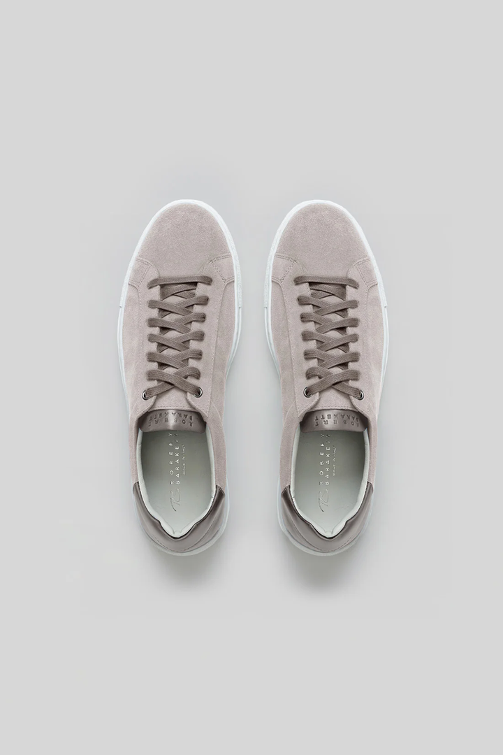 Espadrille Huberto en suede vue de dessus, matériaux italiens de haute qualité, semelle cupsole cousue, confort supérieur