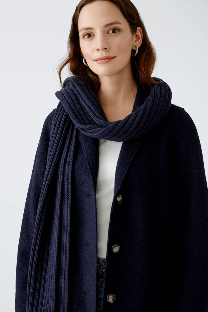 Foulard en tricot doux à finition côtelée