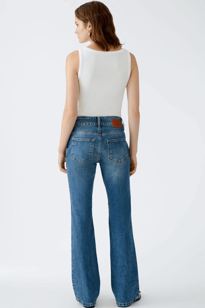 Mid-rise jeans