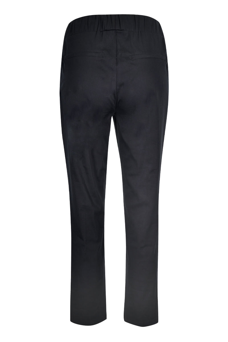 Vue arrière d'un jogging ajusté noir avec taille élastique et coupe droite moderne, idéal pour un confort et une élégance décontractée.