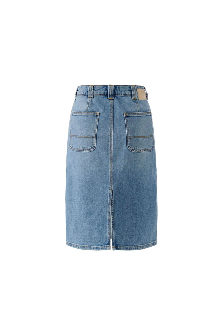 Jupe en denim classique, coupe droite, longueur au genou, élégance intemporelle et confort assuré, vue arrière du produit.