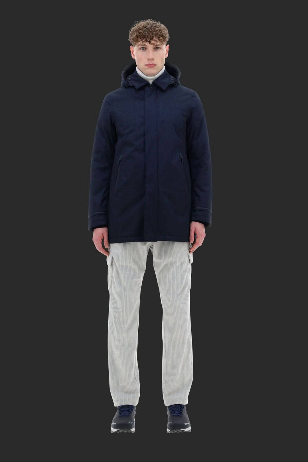 Manteau carcoat en polyester avec capuche, modèle élégant pour homme, idéal pour voyages d&