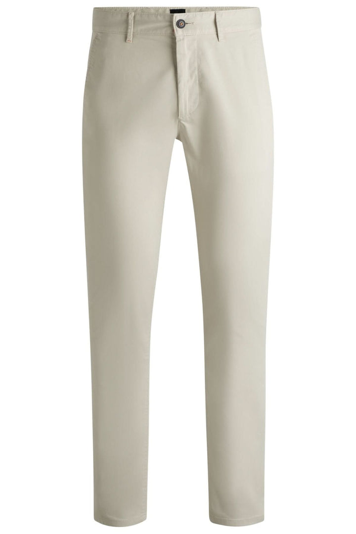 Pantalon chino slim beige BOSS, coupe ajustée et tissu satin extensible, style moderne et polyvalent.
