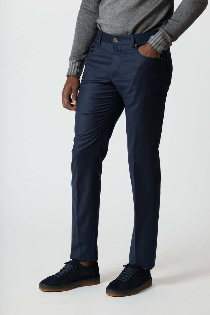 Pantalon habillé 5 poches en laine, coupe ajustée élégante et confortable, idéal pour bureau et occasions décontractées chic.