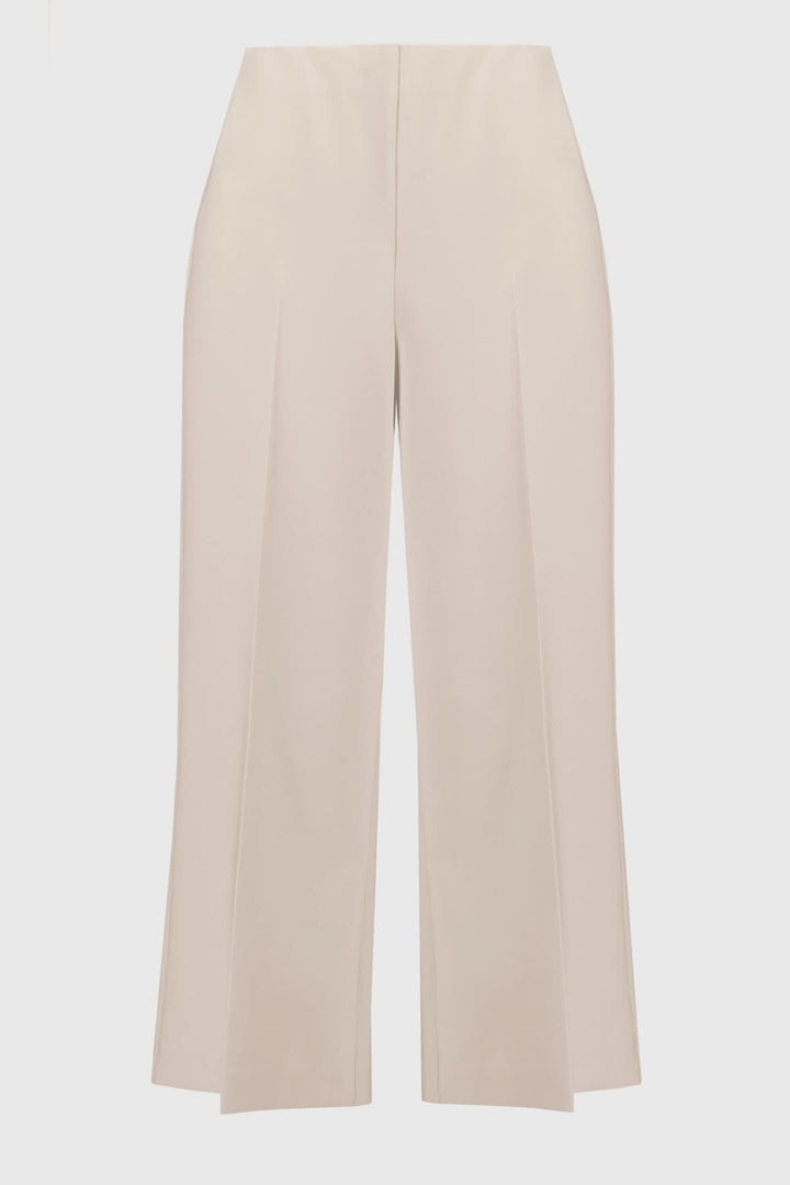 Pantalon à jambe large beige à taille haute pour un look élégant et décontracté.