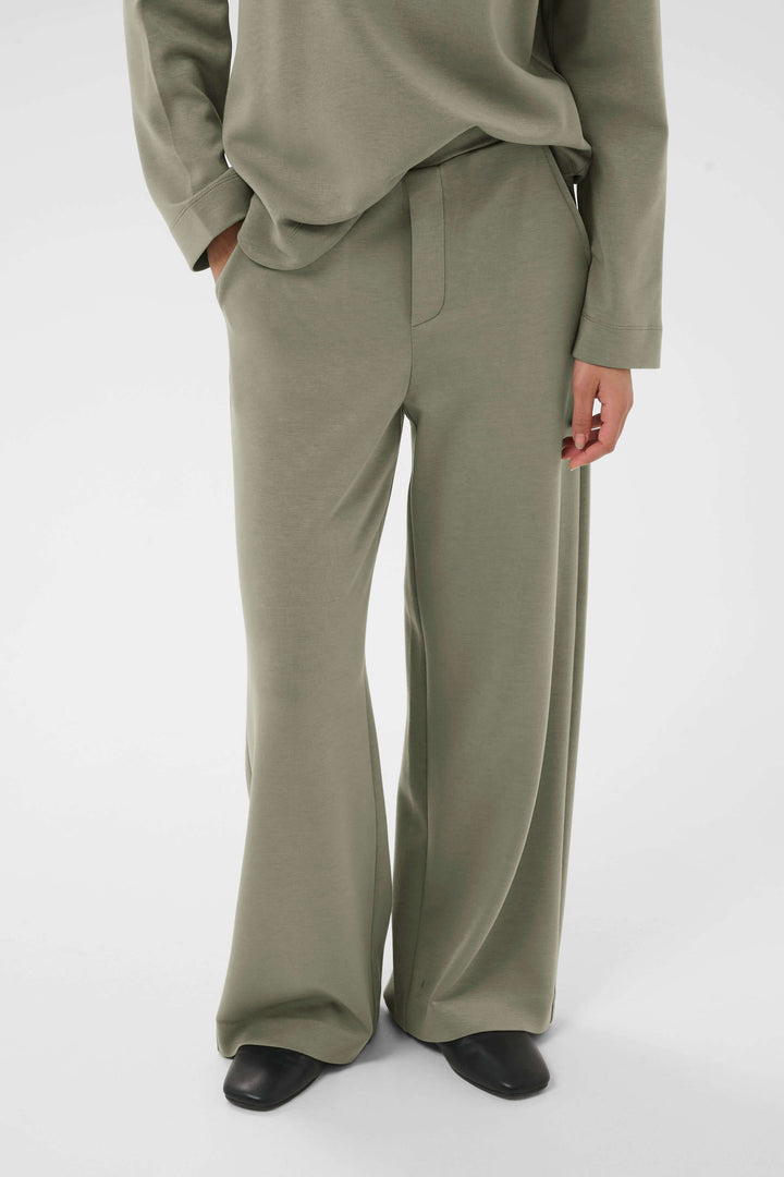 Pantalon à jambe large Gincette en tissu souple et extensible pour un look élégant et confortable, idéal pour le bureau et tenues habillées