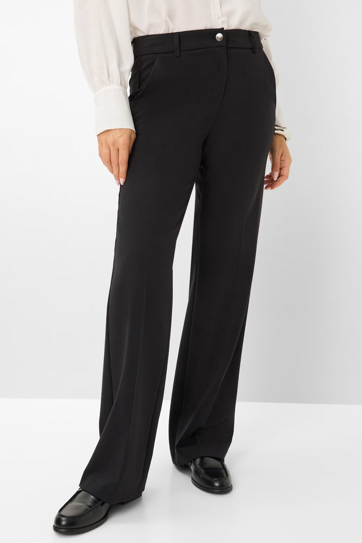 Pantalon palazzo noir avec coupe large, parfait pour un look chic ou professionnel.
