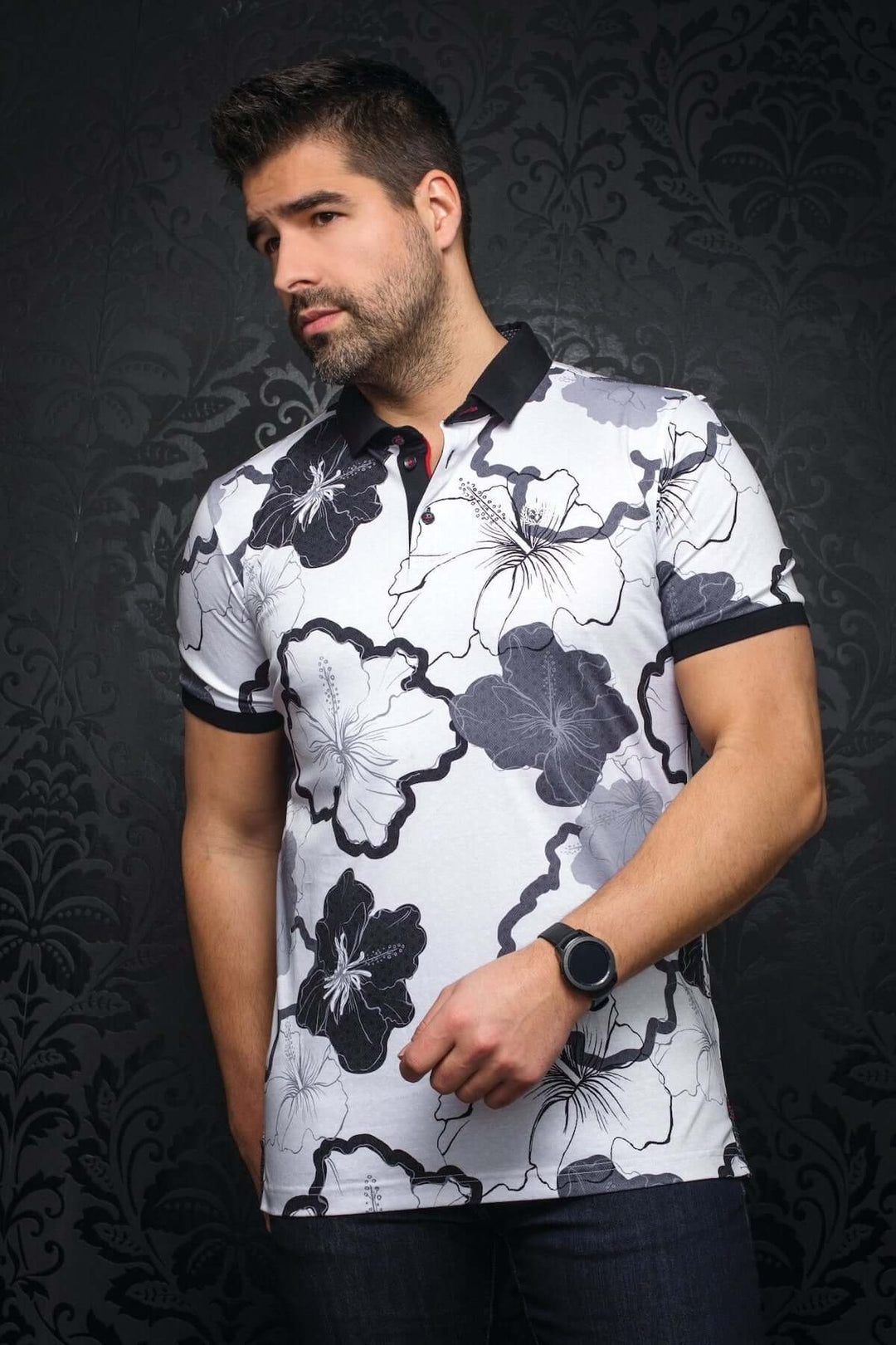 Polo Molokai à imprimé floral noir et gris, col noir, boutons rouges, parfait pour un look estival moderne.