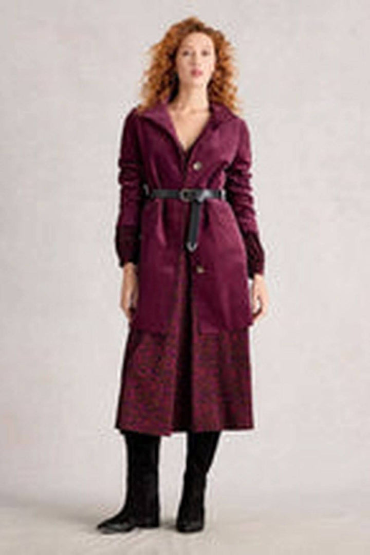Robe midi en jersey col en V avec ceinture et bottes, manches longues, jupe évasée, élégance et confort pour quotidien.