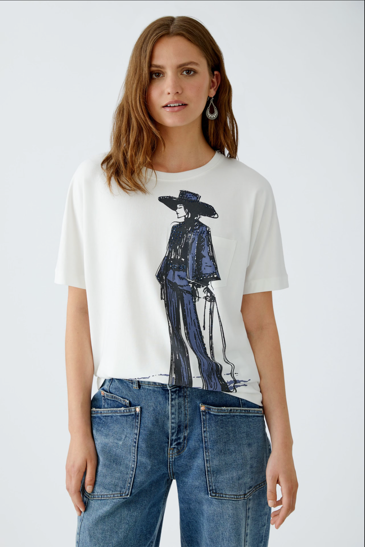 T-shirt oversize avec motif dessiné à la main, à porter pour un look décontracté et moderne.