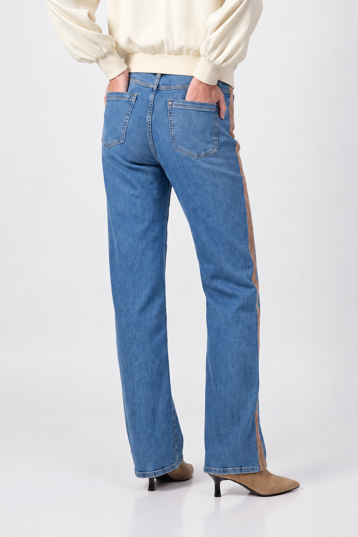 Jeans avec bande contrastante