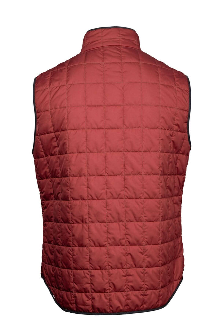 Veste sans manche en nylon matelassée de couleur rouge, vue de dos avec coutures en quadrillage.