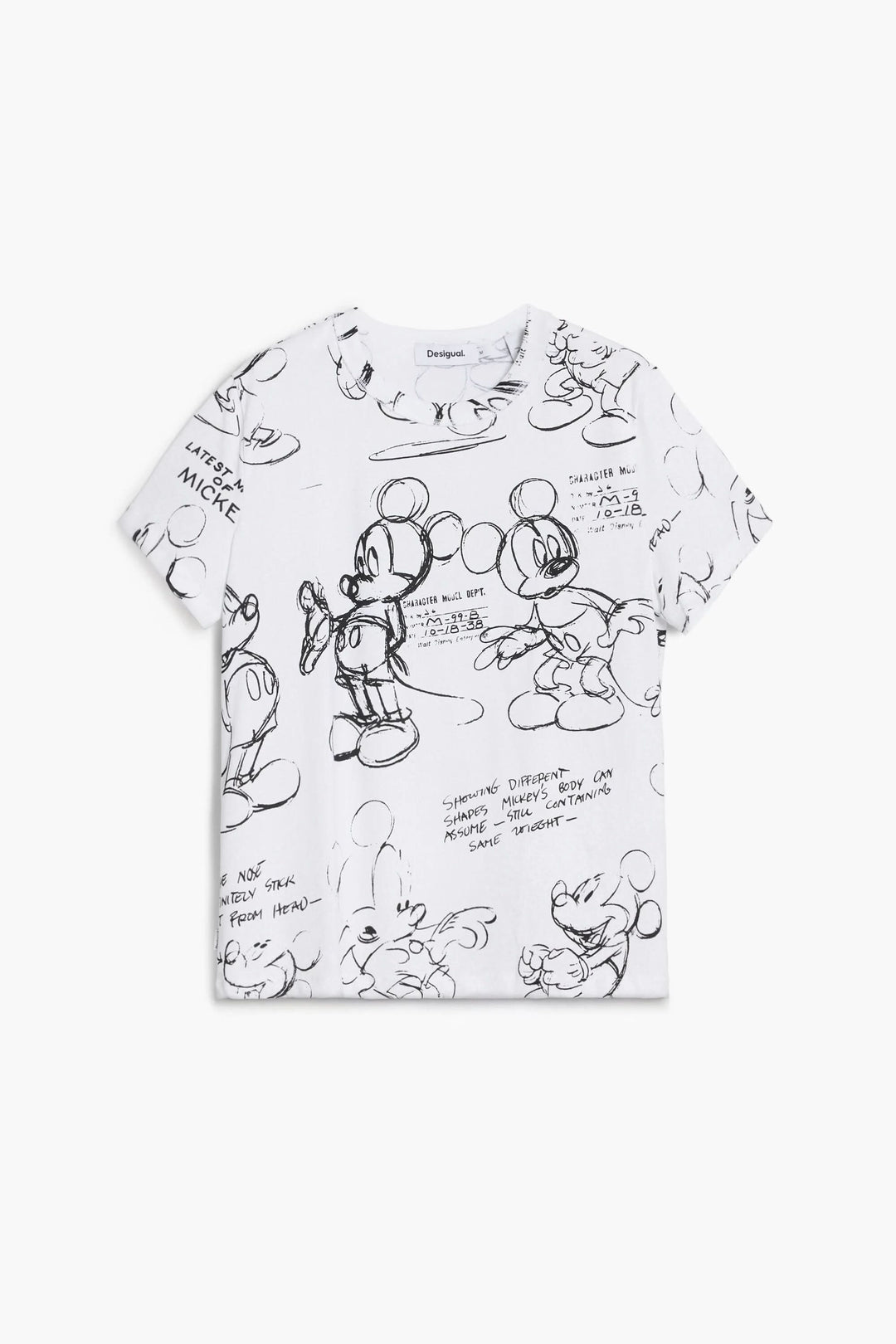 T-shirt Mickey Mouse avec imprimés artistiques en noir et blanc, coupe courte pour un style urbain décontracté.