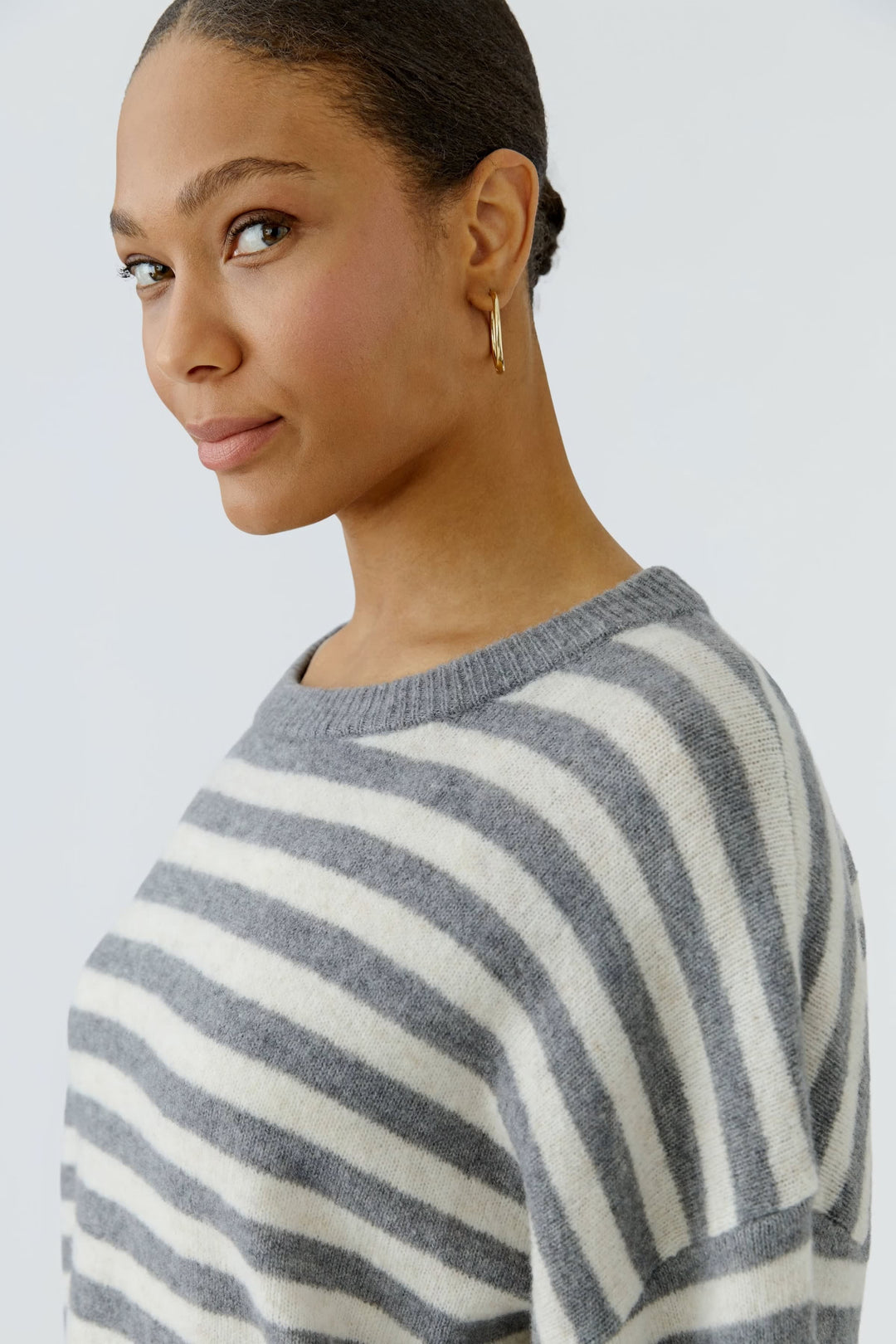 Chandail court en tricot à rayures pour femme Oui