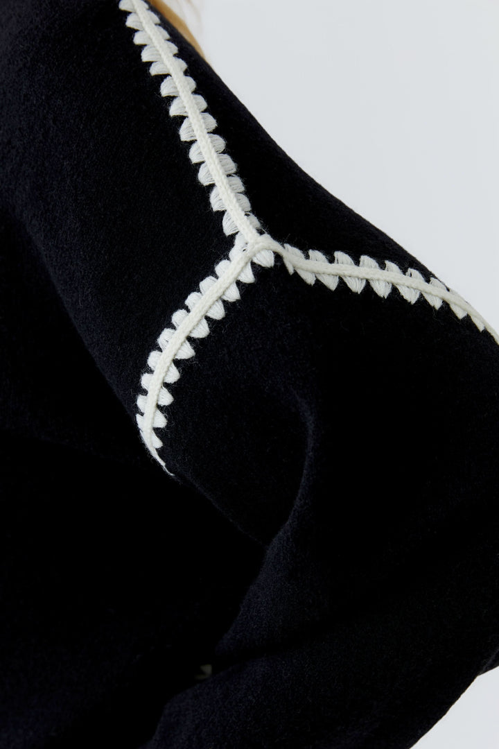 Chandail en tricot à coutures contrastantes pour femme Oui