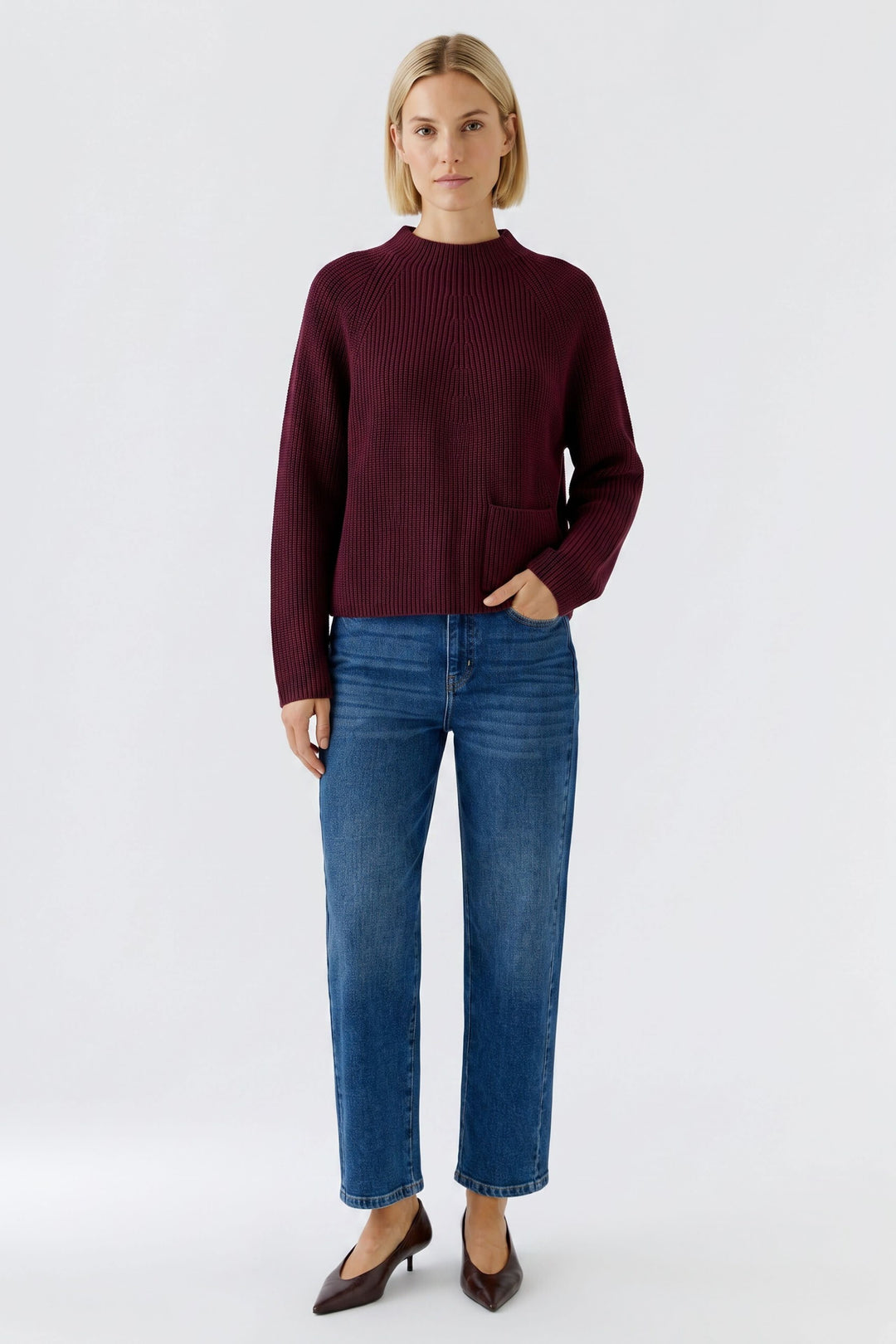 Chandail en tricot côtelé à col montant pour femme Oui