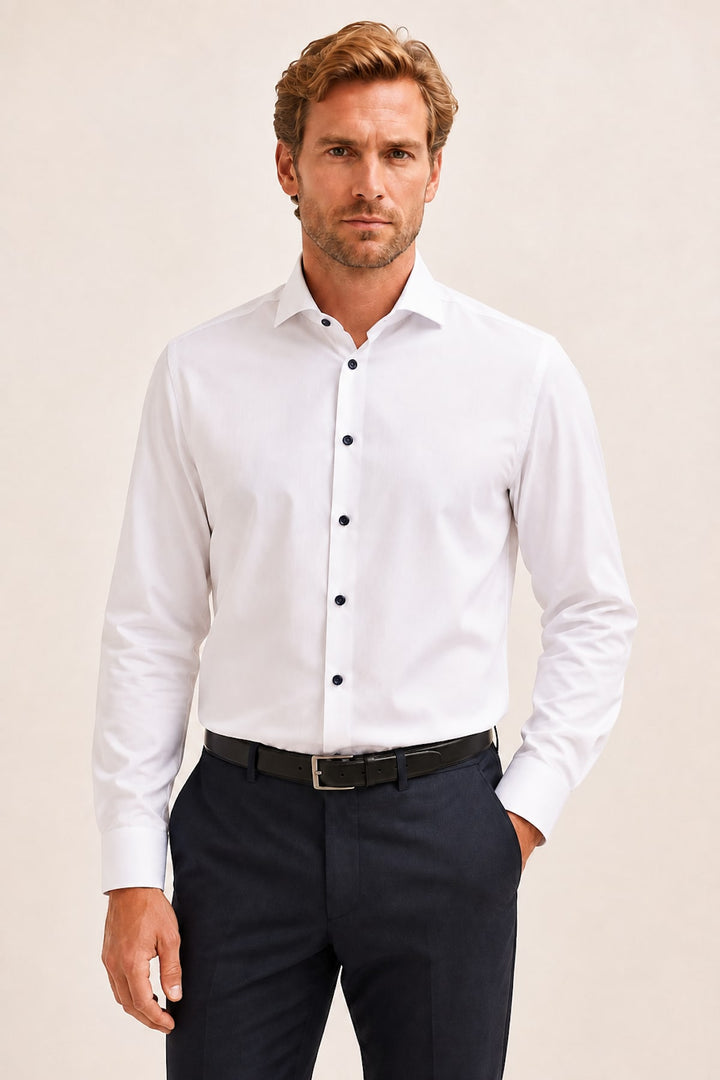 Vue de face chemise Eton pour homme blanche à motif texturé - Valérie Simon