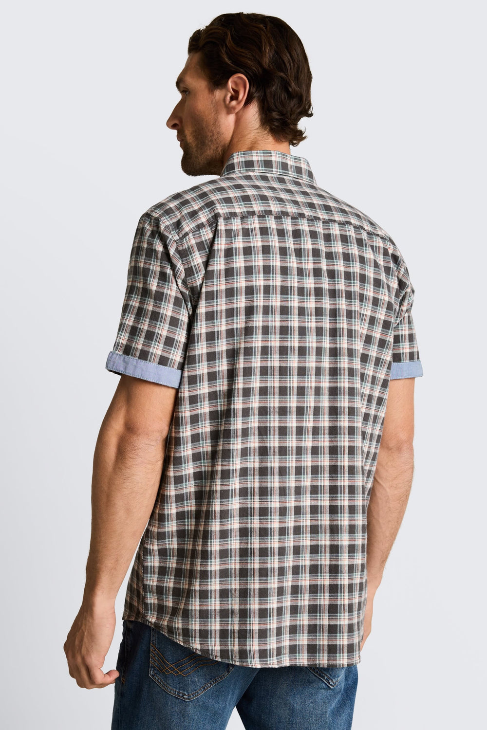 Front view of a red and white Tom Tailor men's plaid shirt with a button-down collar - Valérie Simon