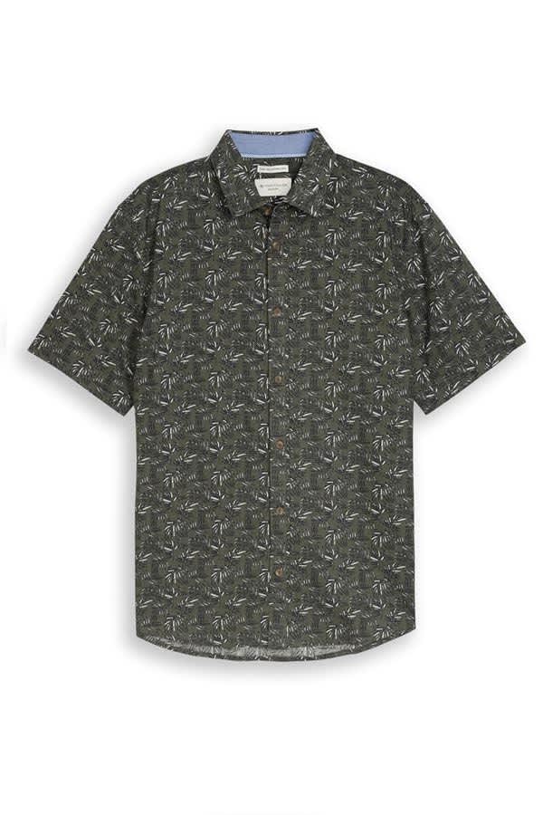 Front view of a Tom Tailor men&