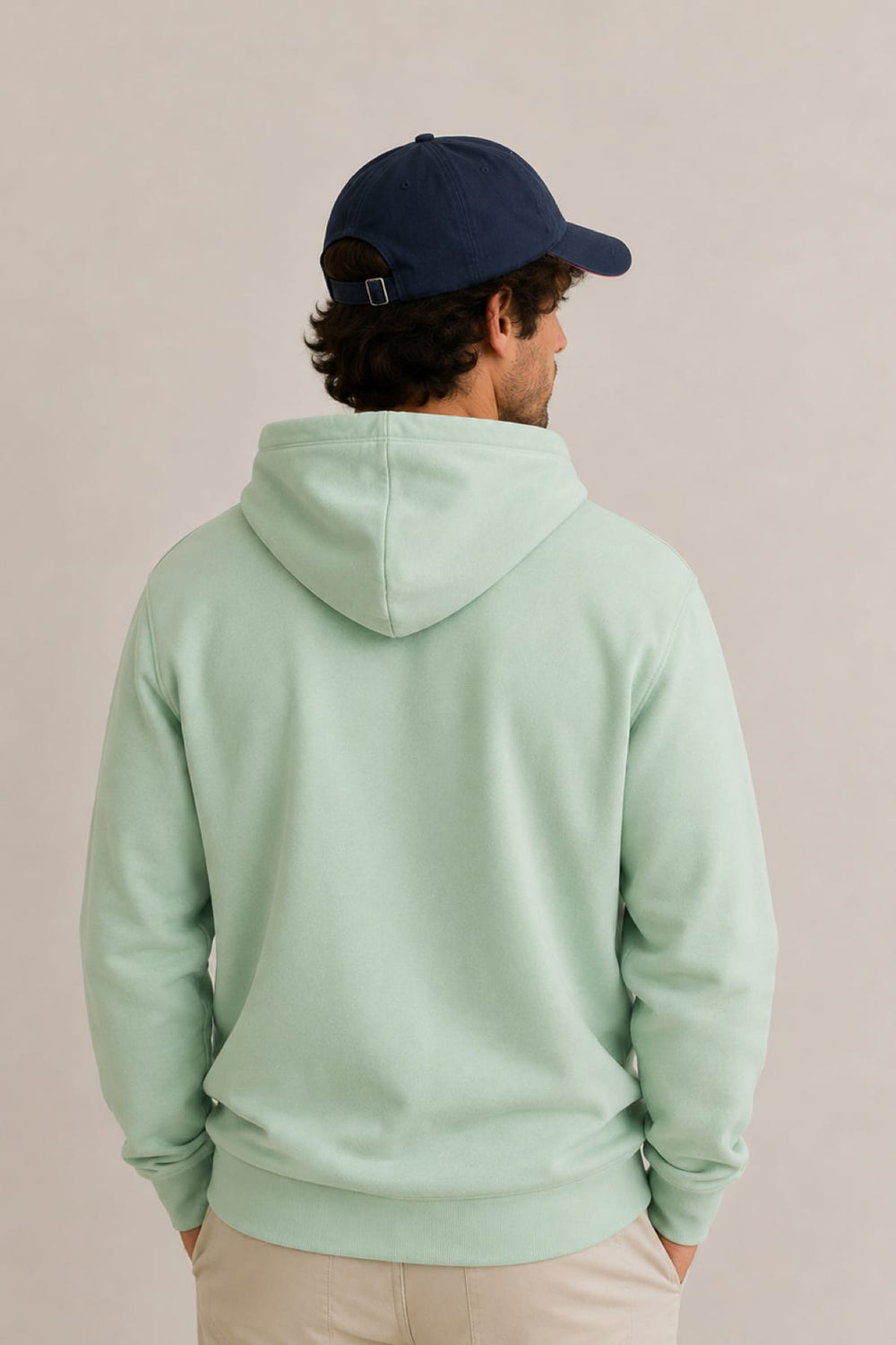 Front view Fleece cotton sweater of a gray Tom Tailor men's hoodie with a kangaroo pocket - Valérie Simon