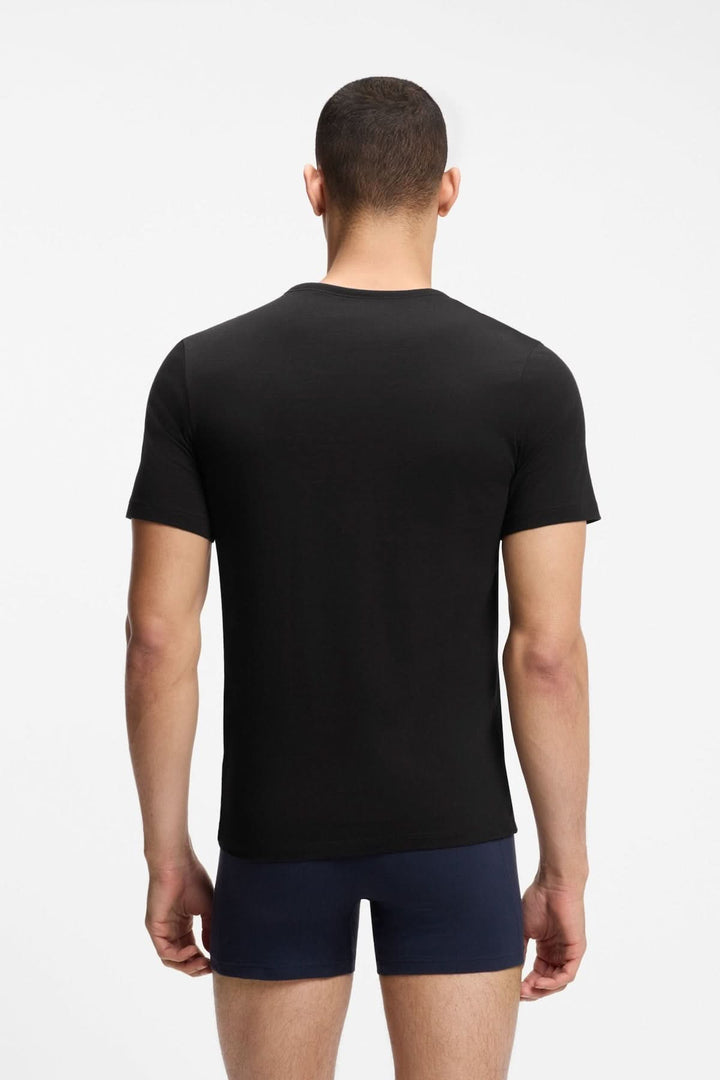 Lot de trois t-shirts en coton à logo brodé