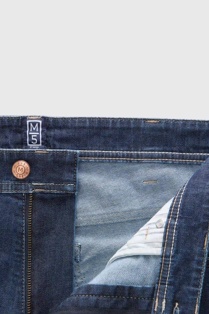 Side view of the M-5 men&