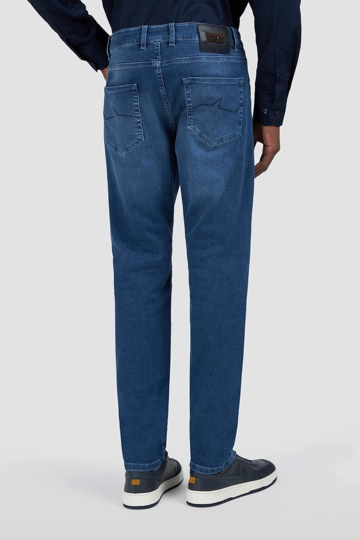 Vue côté jean coupe moderne Paul and Shark pour homme bleu avec détails coutures apparentes - Valérie Simon
