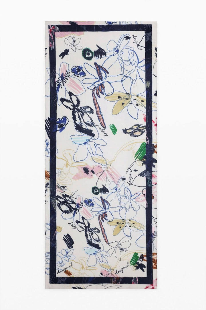 Foulard illustré avec imprimé floral, léger et fluide, idéal pour accessoiriser une tenue élégante.