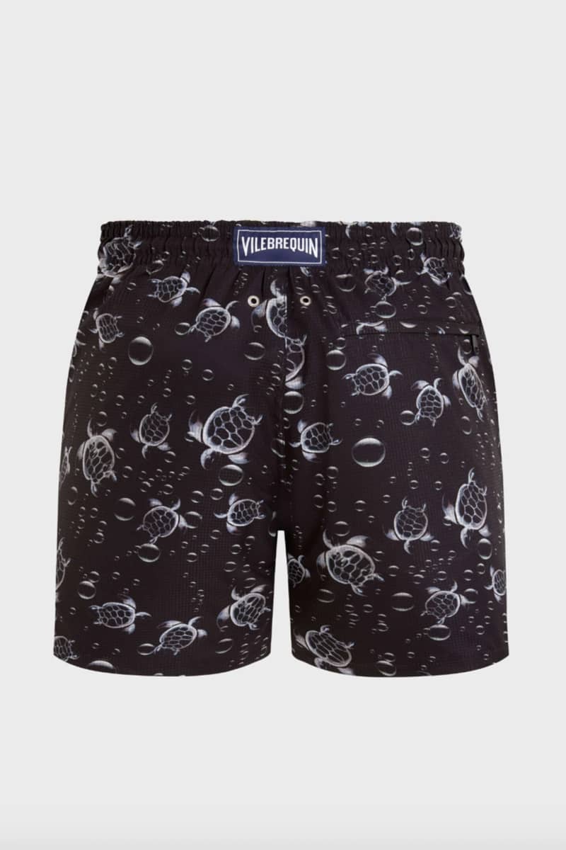 Vue de face maillot tortues Vilebrequin homme vert motifs distinctifs - Valérie Simon