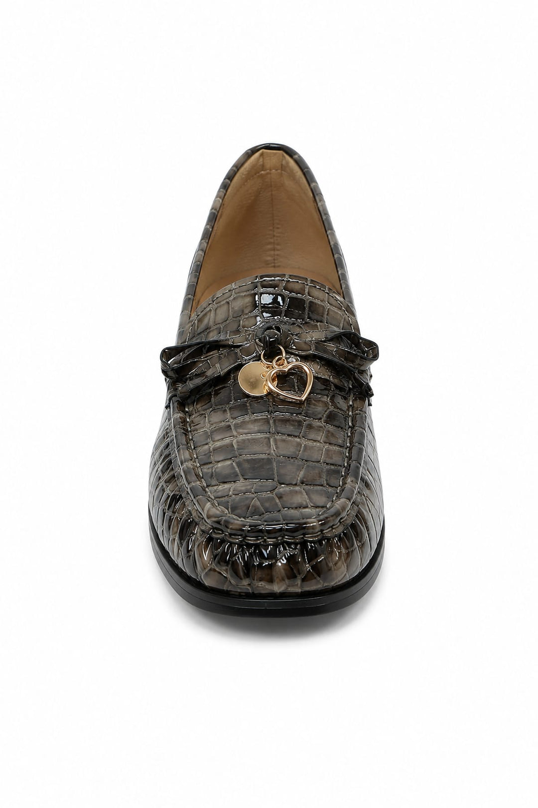 Mocassins effet croco noirs à breloques vue de face pour femme Gabor
