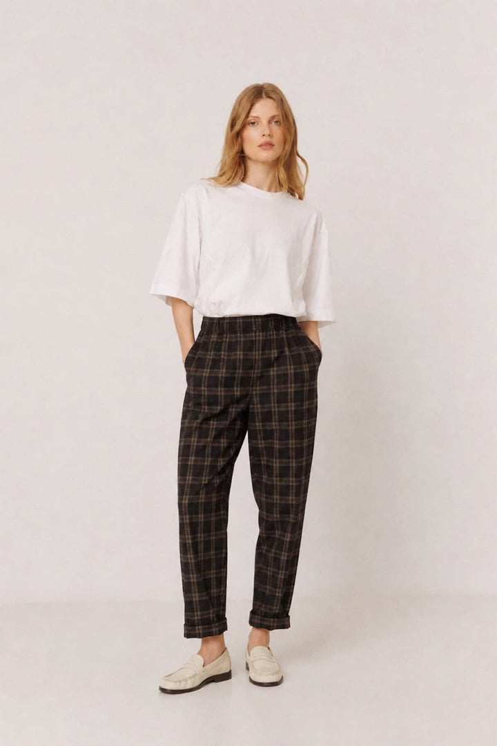 Pantalon à carreaux coupe décontractée pour femme Indi &amp; cold