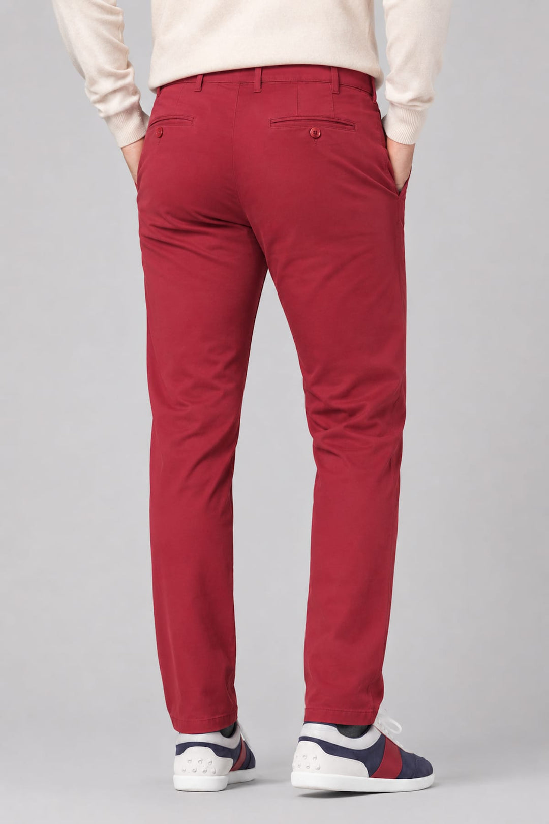 Back view of Meyer men&