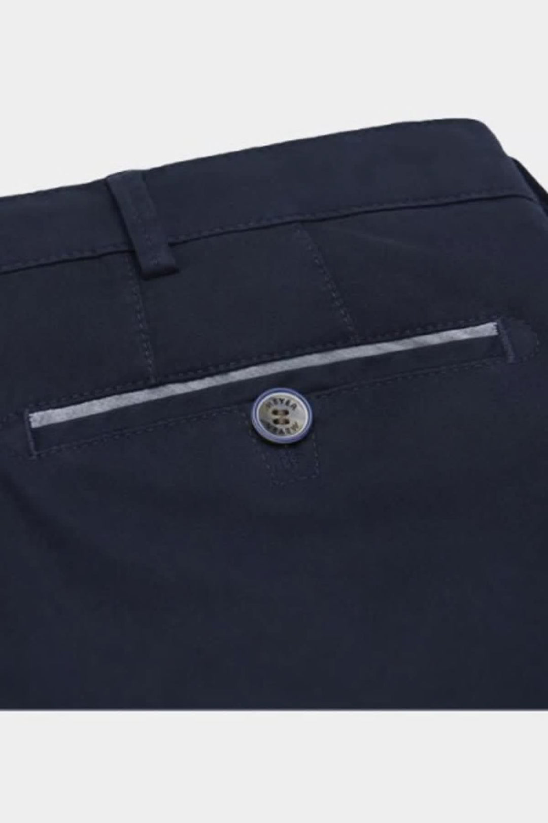 Pantalon chino Roma à coupe ajustée vue de face pour homme Meyer