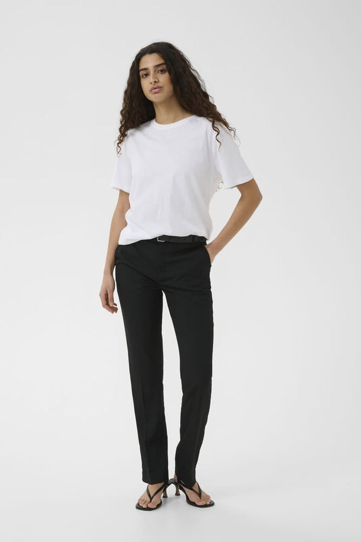 Pantalon habillé Cadie noir à jambe droite vue de face pour femme Inwear