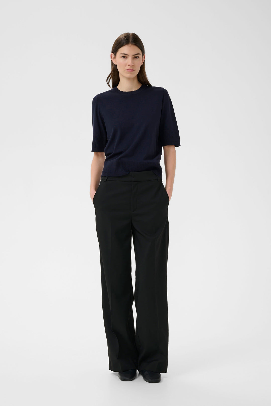 Pantalon habillé Cadie à jambe large vue de face pour femme InWear
