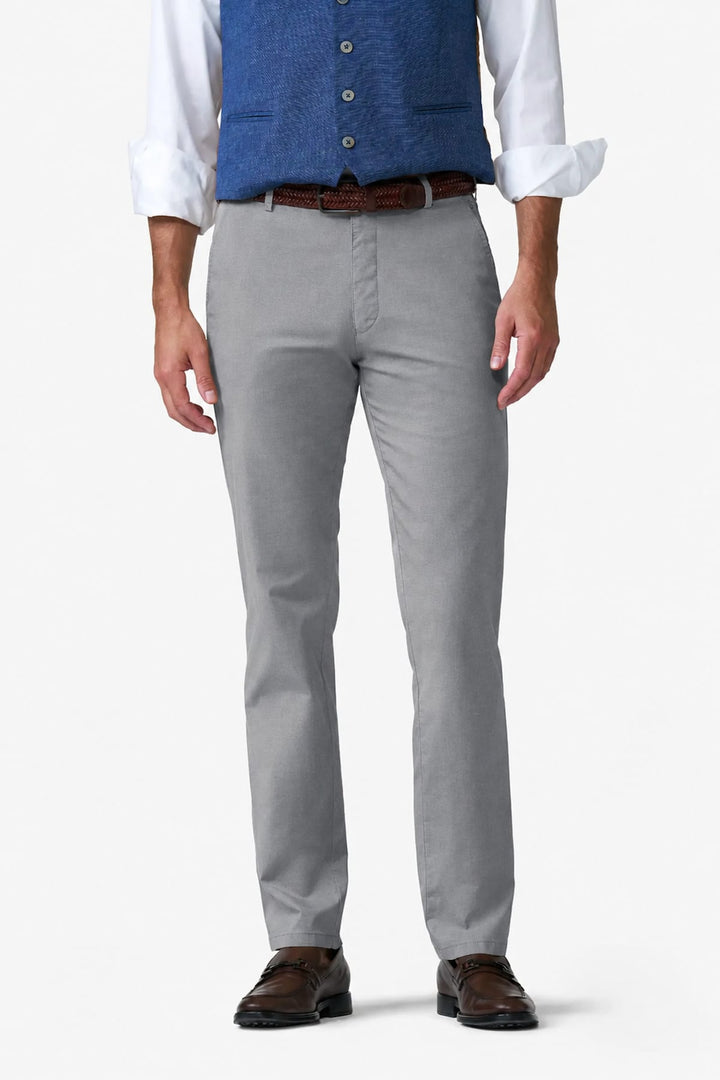 Side view of Meyer men&
