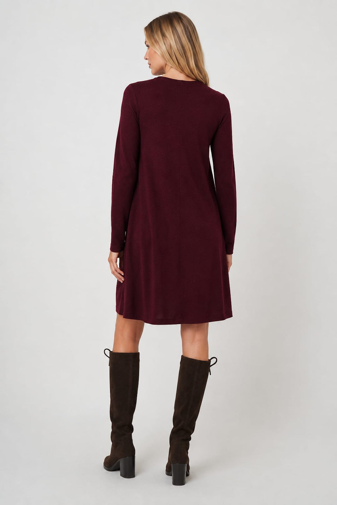 Vue de face robe en tricot évasée Repeat Cashmere pour femme beige, détails maille - Valérie Simon