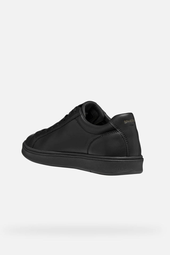 Vue latérale sneaker en cuir noir Geox pour homme à lacets - Valérie Simon
