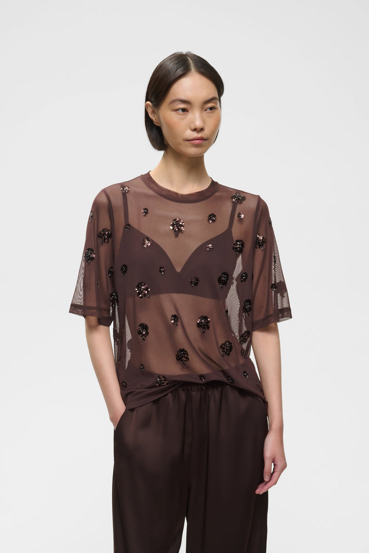 T-shirt Bami en tulle transparent à sequins floraux vue de face pour femme Inwear