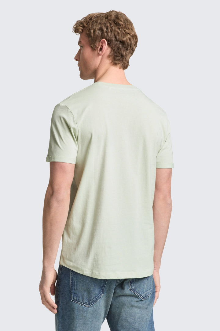 Front view of a gray men&