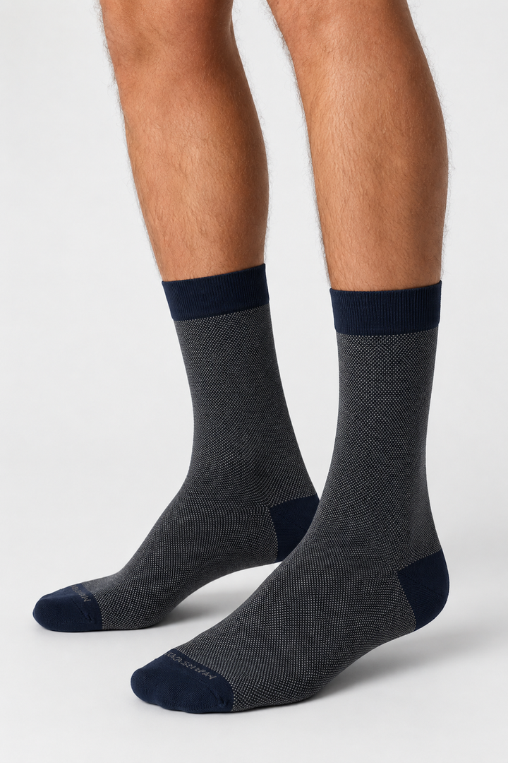 Tights with a contrasting micro-pattern
