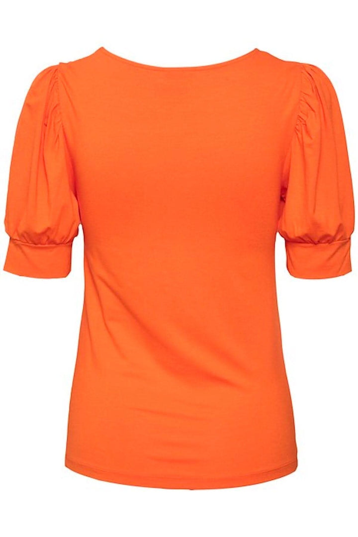 Chandail Silvi orange avec manches courtes bouffantes et encolure carrée, coupe ajustée, vue arrière.
